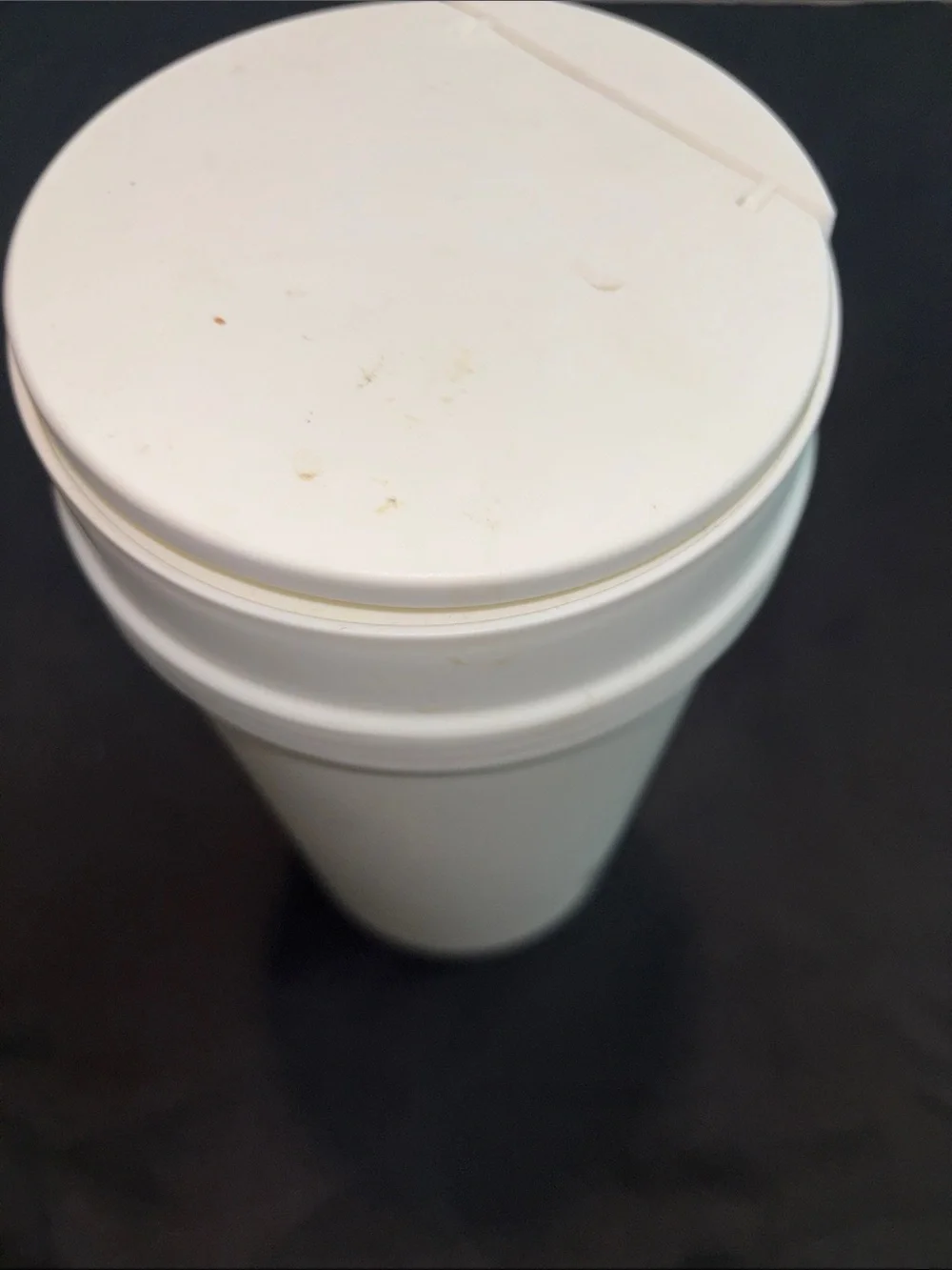 Wipes Dispenser generic white